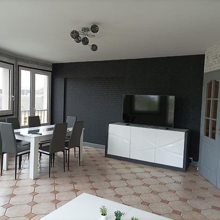 Joli Appartement Type 5 En Centre Ville Châteauroux Екстериор снимка