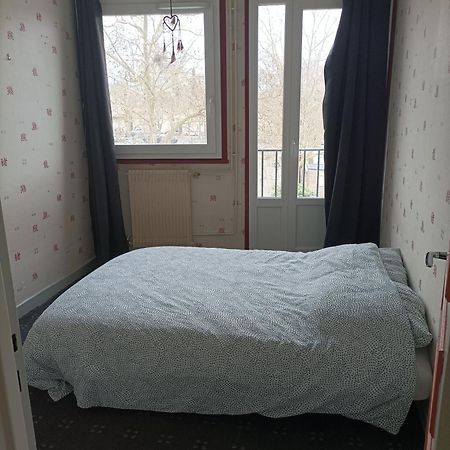 Joli Appartement Type 5 En Centre Ville Châteauroux Екстериор снимка