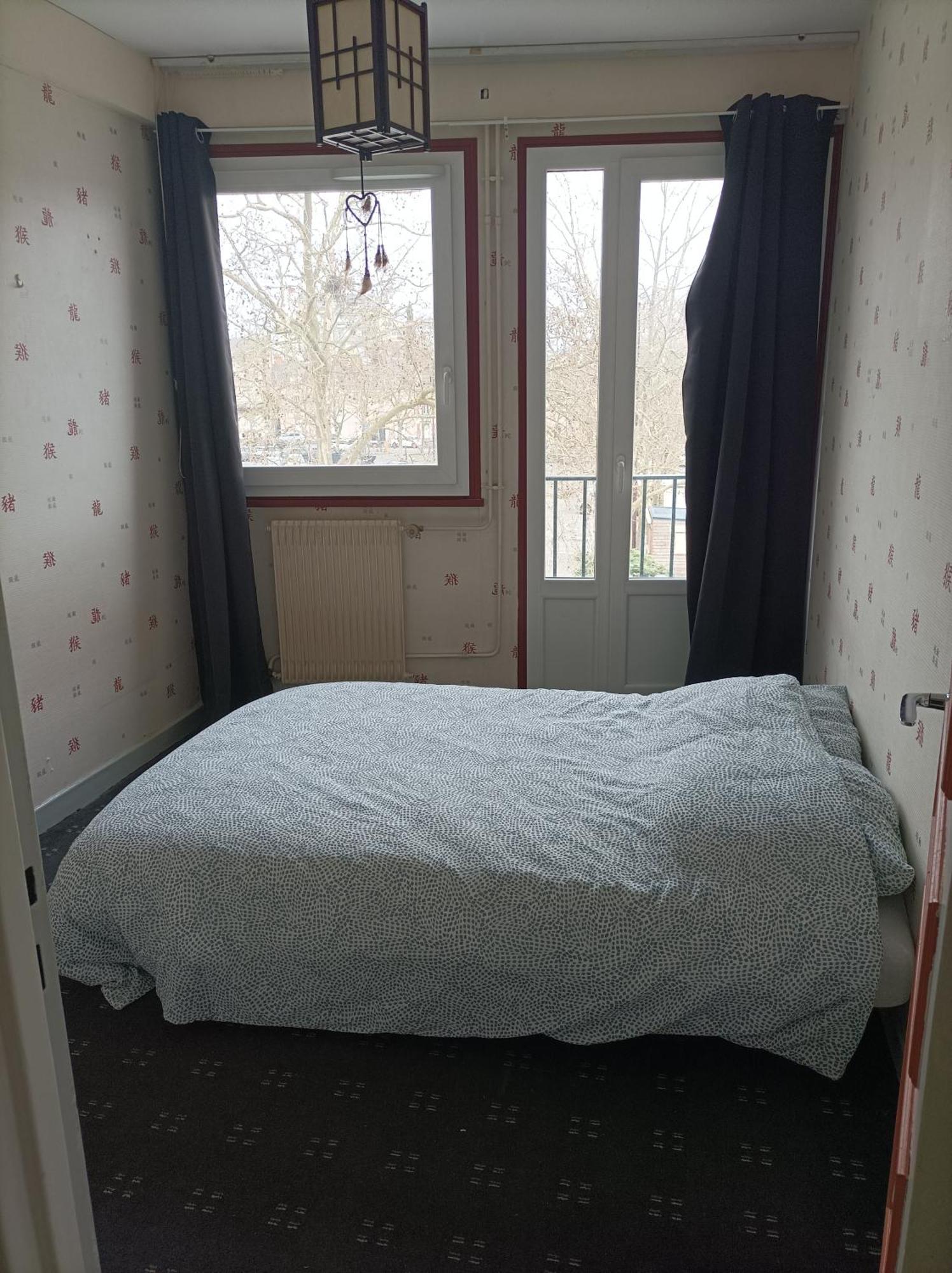 Joli Appartement Type 5 En Centre Ville Châteauroux Екстериор снимка